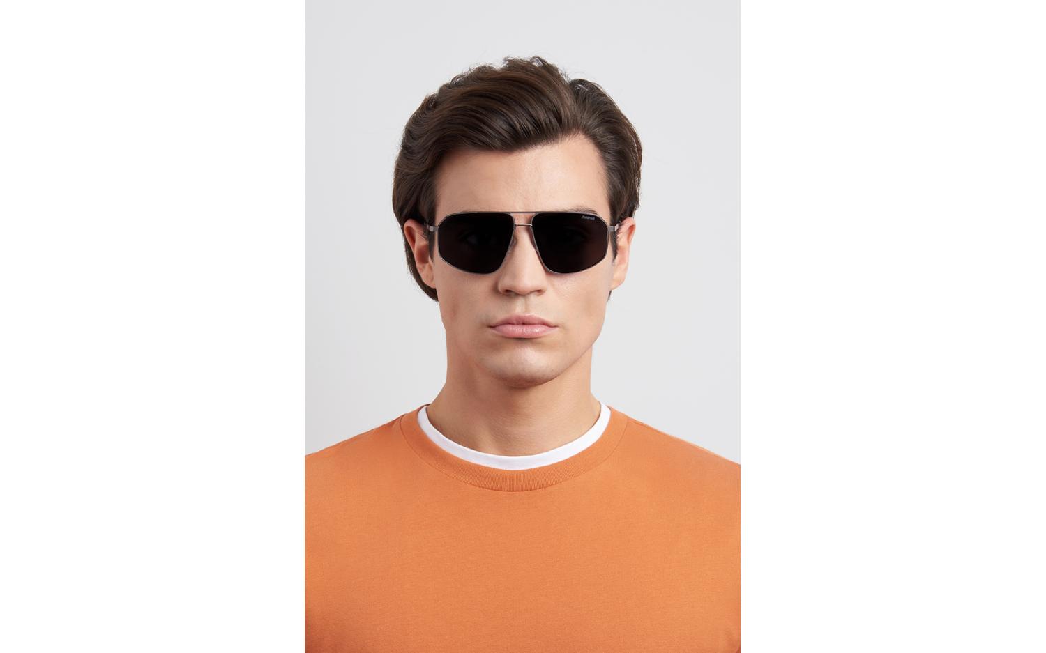 Gallery image for /media/thumbs/100x62.5/media/product_images/716736697024-polaroid-sunglasses-PLD-4118-S-X-model_P14fw100fh62.5.jpg