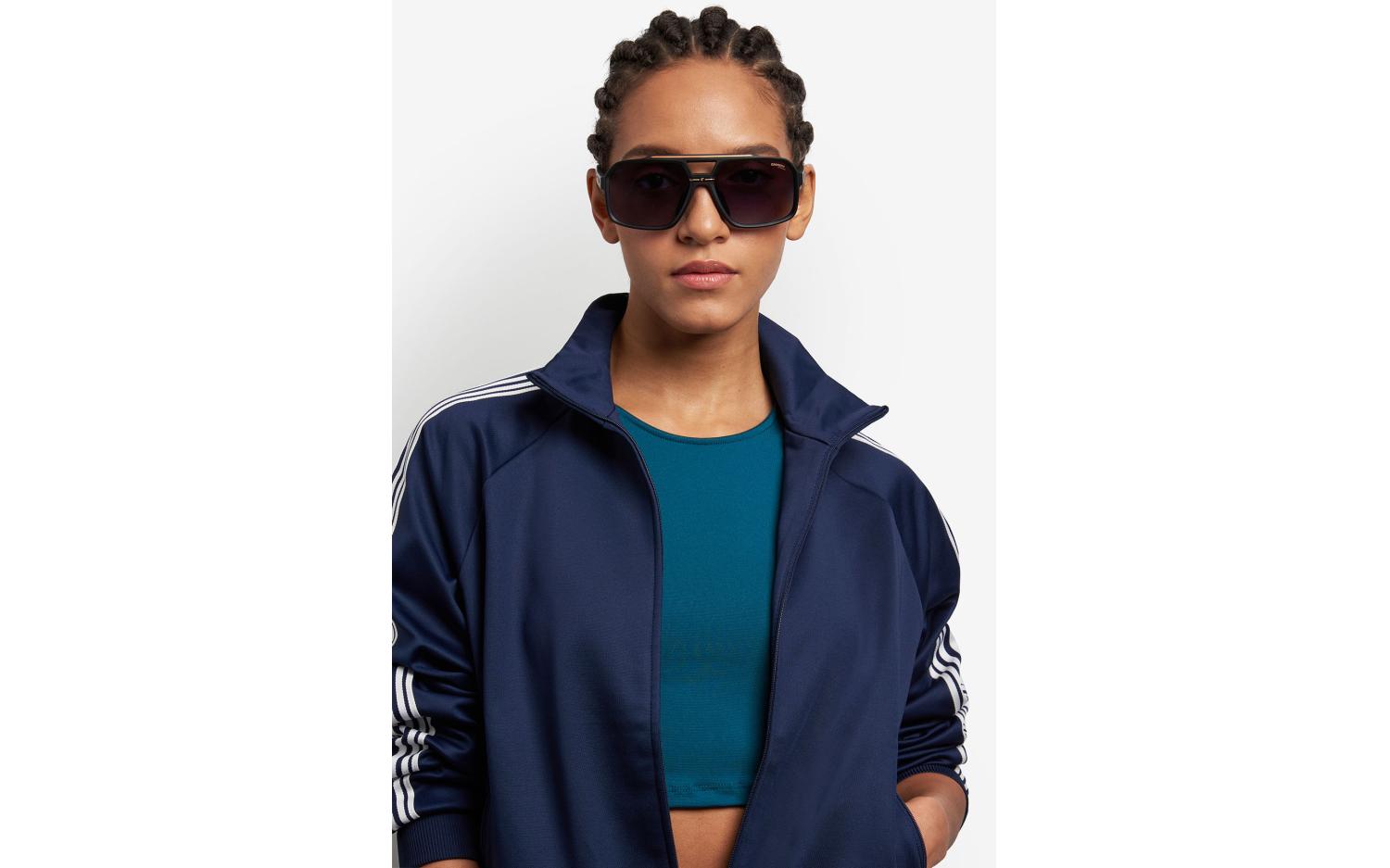 Gallery image for /media/thumbs/100x62.5/media/product_images/Boss-Sunglassses-C-SPORT-03-S-I469O-Modelfw100fh62.5.jpg