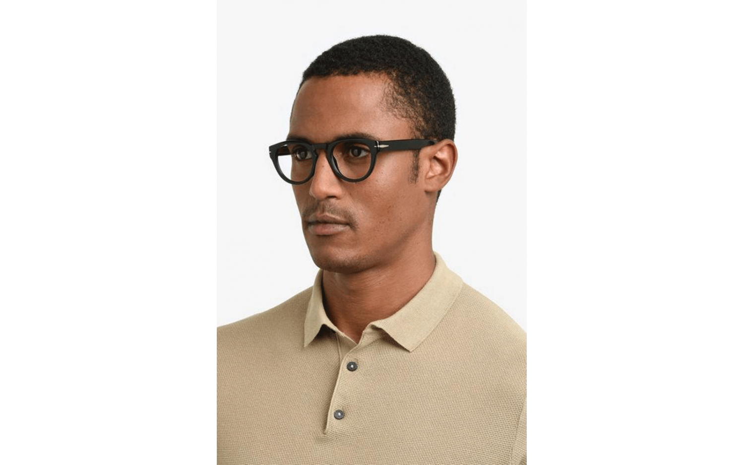 Gallery image for /media/thumbs/100x62.5/media/product_images/David-Beckham-Sunglasses-DB-7114-Model2fw100fh62.5.png