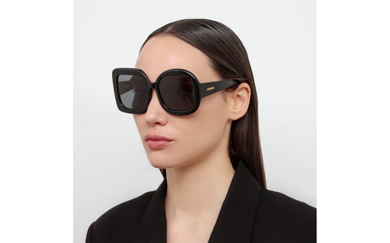 Gallery image for /media/thumbs/100x62.5/media/product_images/Jacquemus-Colapso-JAC15C1SUN-mfw100fh62.5.png