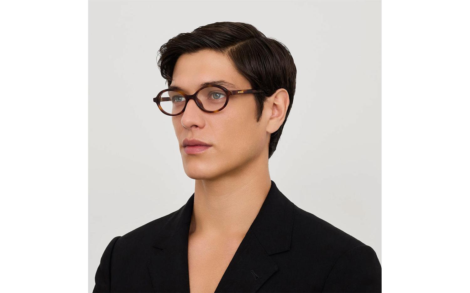 Gallery image for /media/thumbs/100x62.5/media/product_images/Jacquemus-glasses-JAC123C2OPT-modelfw100fh62.5.jpg