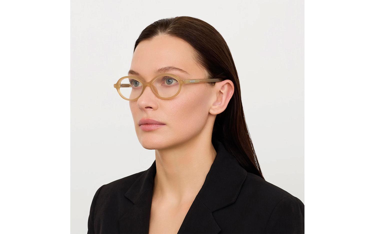 Gallery image for /media/thumbs/100x62.5/media/product_images/Jacquemus-glasses-JAC123C3OPT-model2fw100fh62.5.jpg