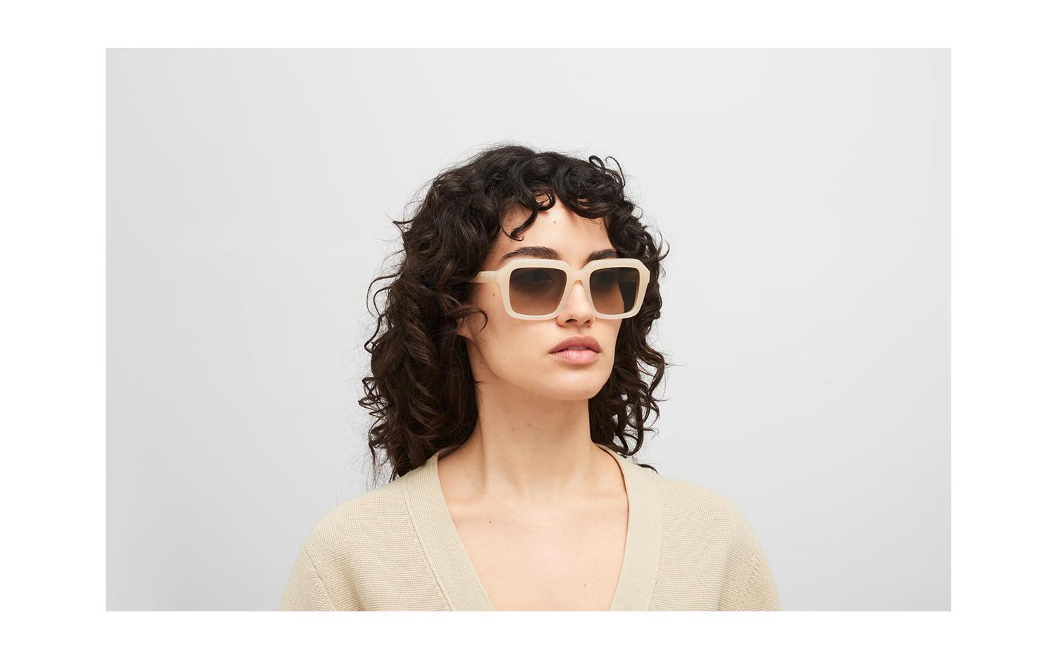 Gallery image for /media/thumbs/100x62.5/media/product_images/MYKITA-Sunglasses-10082825-model2fw100fh62.5.jpg