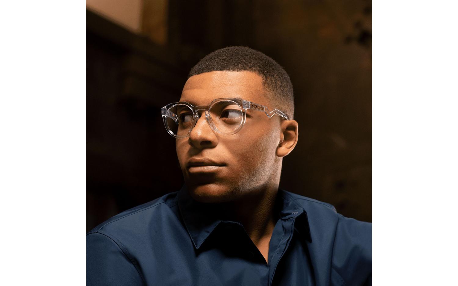 Gallery image for /media/thumbs/100x62.5/media/product_images/Oakley-Glasses-OX8139-05-Model2fw100fh62.5.jpg