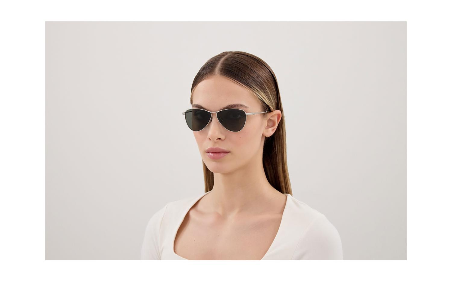 Gallery image for /media/thumbs/100x62.5/media/product_images/Saint-Laurent-Glasses-SL-831-VESPER-modelfw100fh62.5.jpg