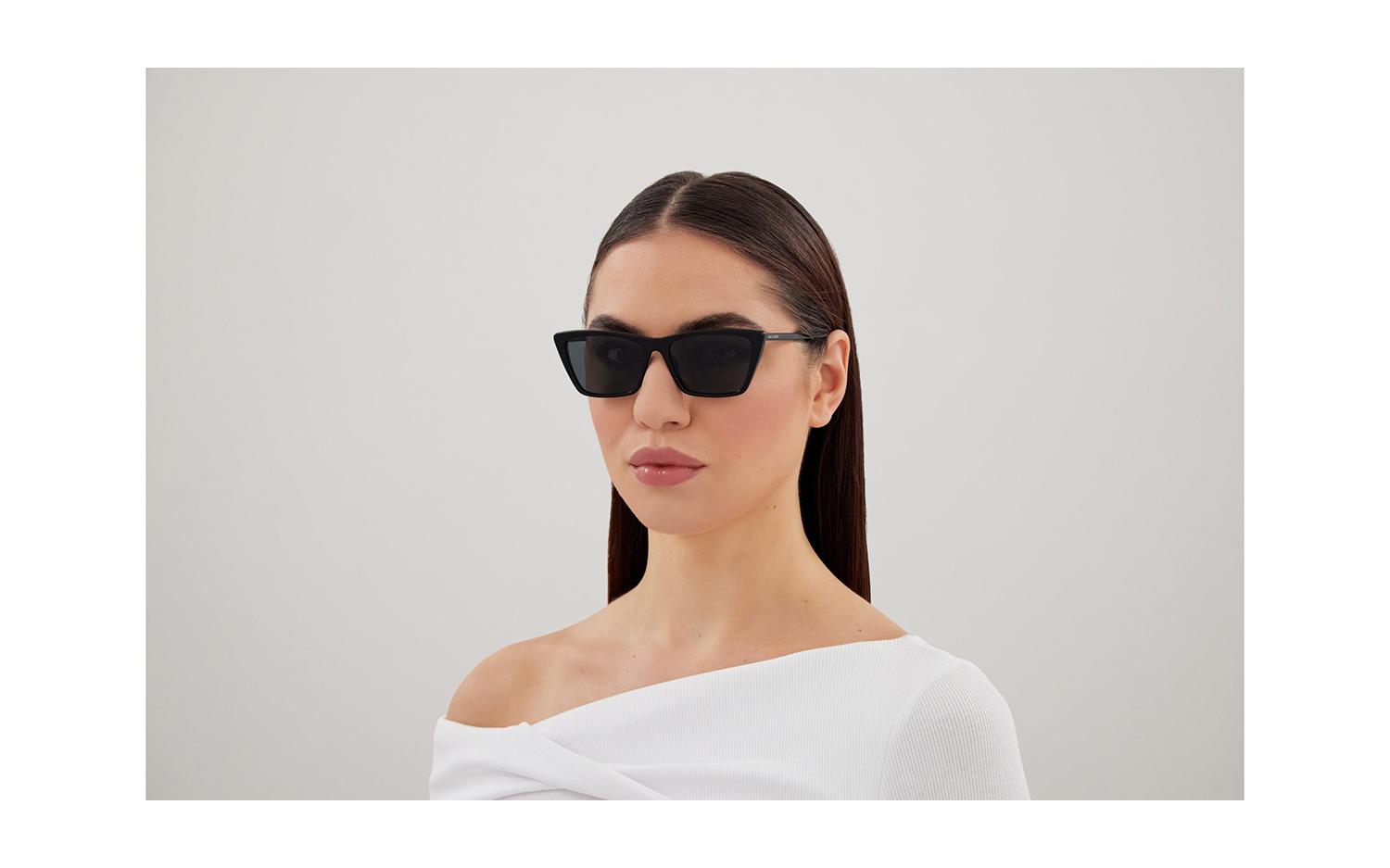 Gallery image for /media/thumbs/100x62.5/media/product_images/Saint-Laurent-Sunglasses-SL-737-MICA-THIN-001-modelfw100fh62.5.jpg