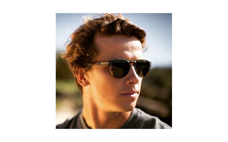 ray ban boyfriend rb4147